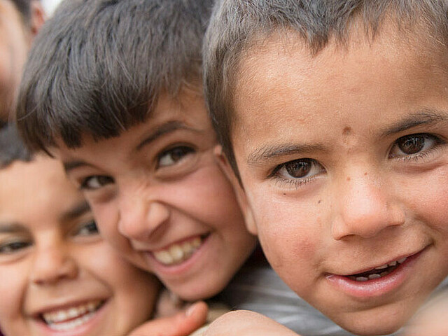 Eine Gruppe von Kindern im Libanon