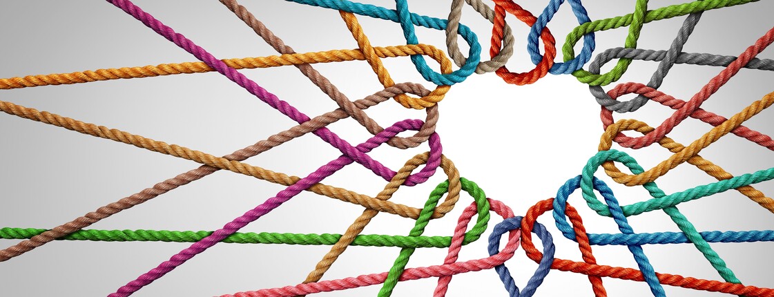 Unity,And,Love,Partnership,As,Ropes,Shaped,As,A,Heart