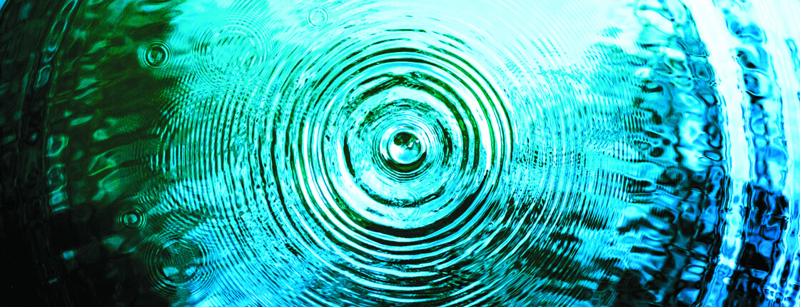 Top,View,Closeup,Blue,Water,Rings,,Circle,Reflections,In,Pool.