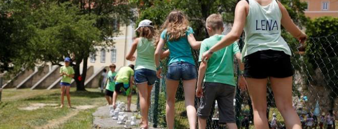 Kinder beim Freizeitprogramm