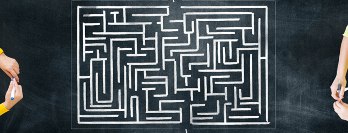 Jobmesse 2020 Ein Labyrinth auf dunklem Hintergrund.