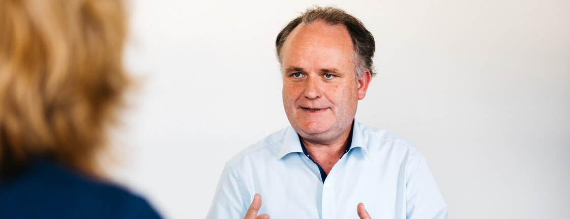 Andreas Knapp, Generalsekretär Internationale Programme im Gespräch
